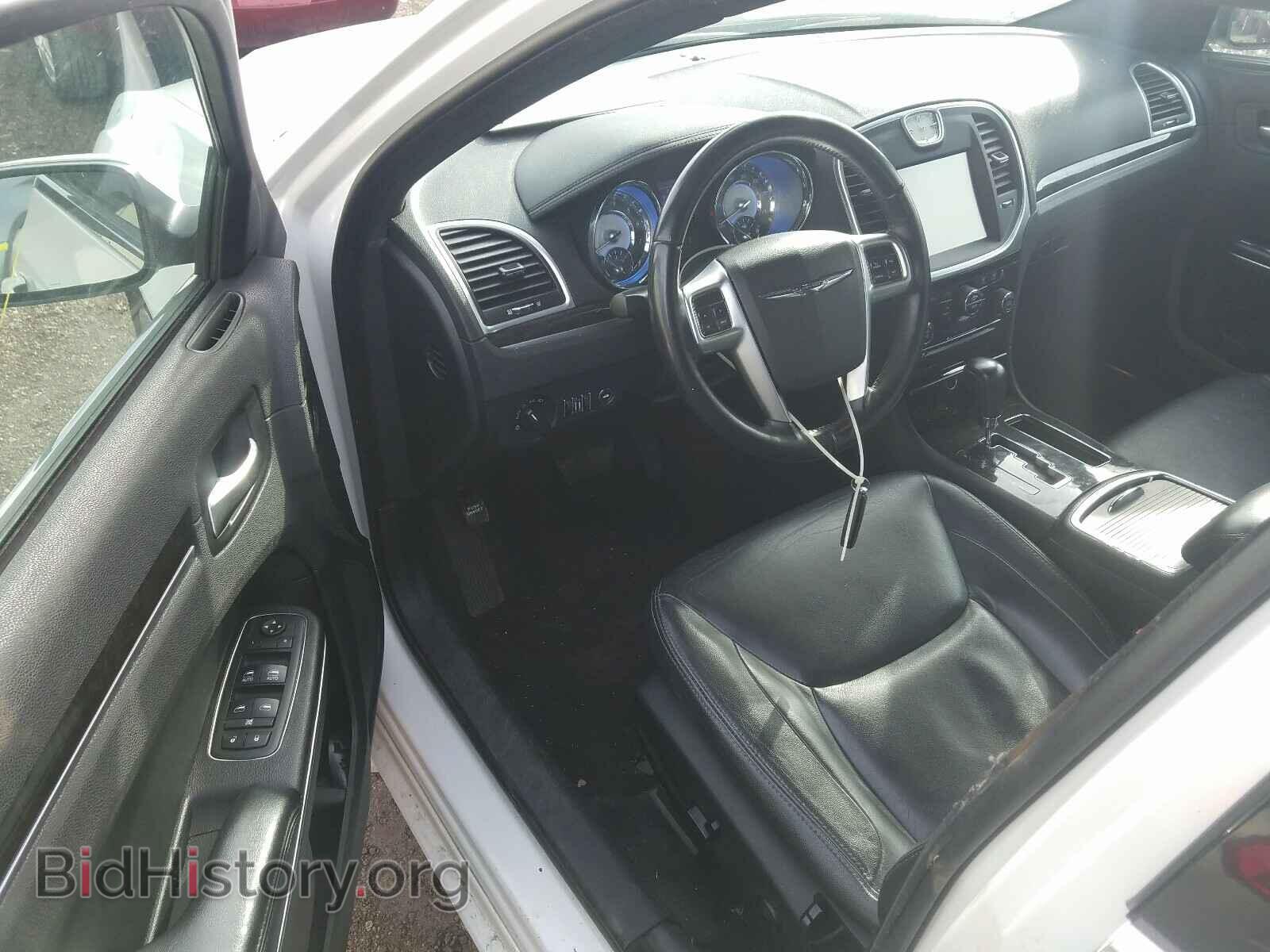 2011 CHRYSLER 300 - VIN: 2C3CA4CG4BH529089 - Фото 9