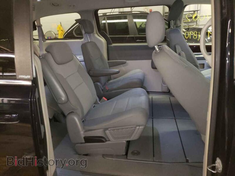 2010 Chrysler MINIVAN (VIN 2A4RR5D1XAR141057) — фото 6 из 10