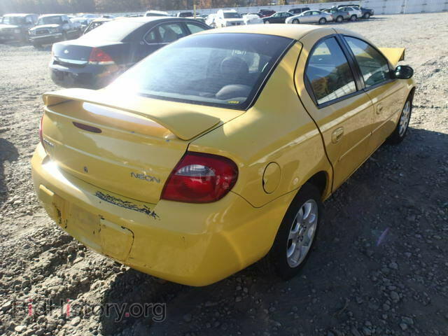 2004 DODGE NEON - VIN: 1B3ES56C74D602277 - Фото 4