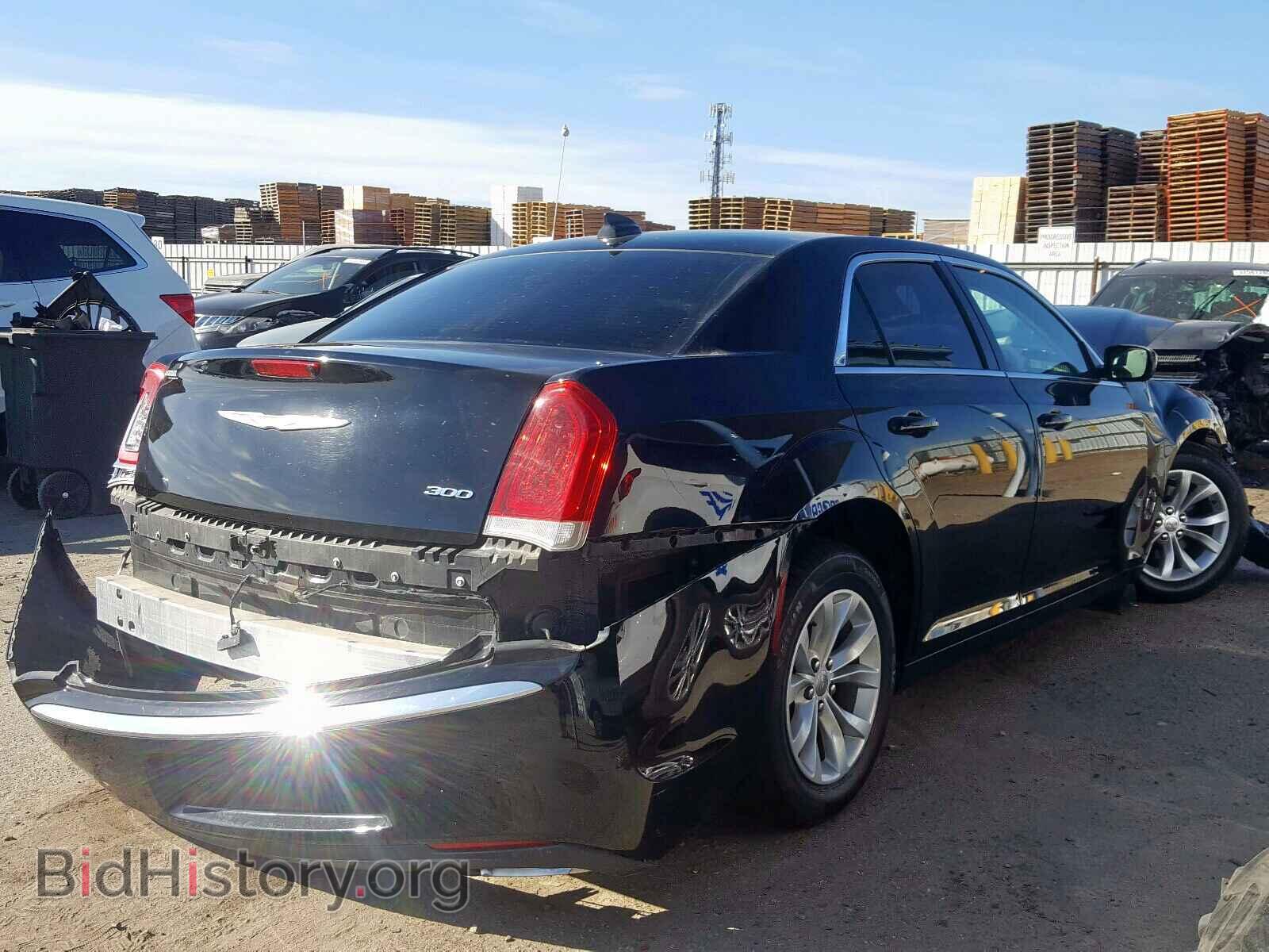2015 CHRYSLER 300 - VIN: 2C3CCAAG1FH891771 - Photo 4