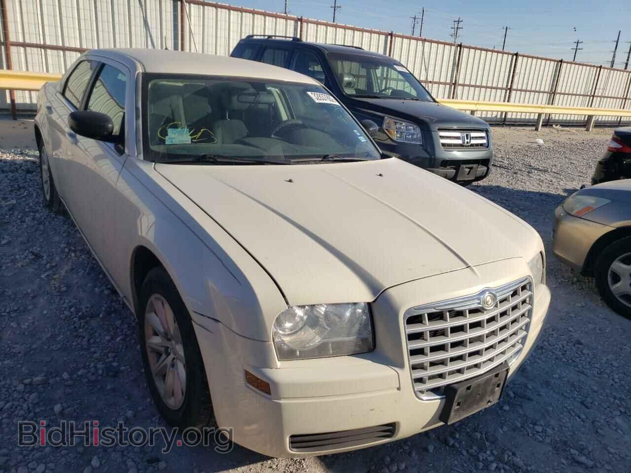 Photo 2C3KA43R28H313036 - CHRYSLER 300 2008