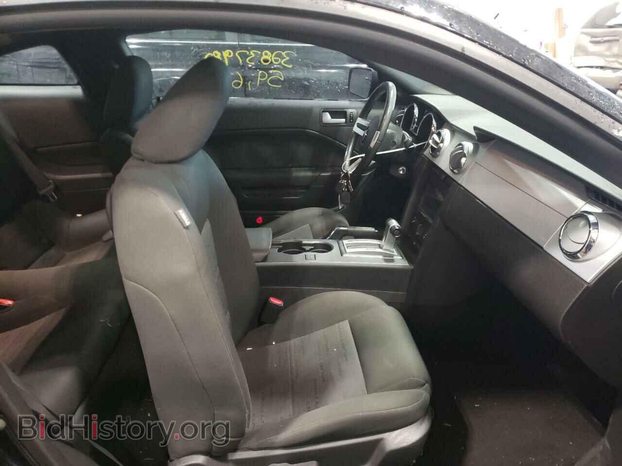 2008 FORD MUSTANG - VIN: 1ZVHT80N385101193 - Фото 5