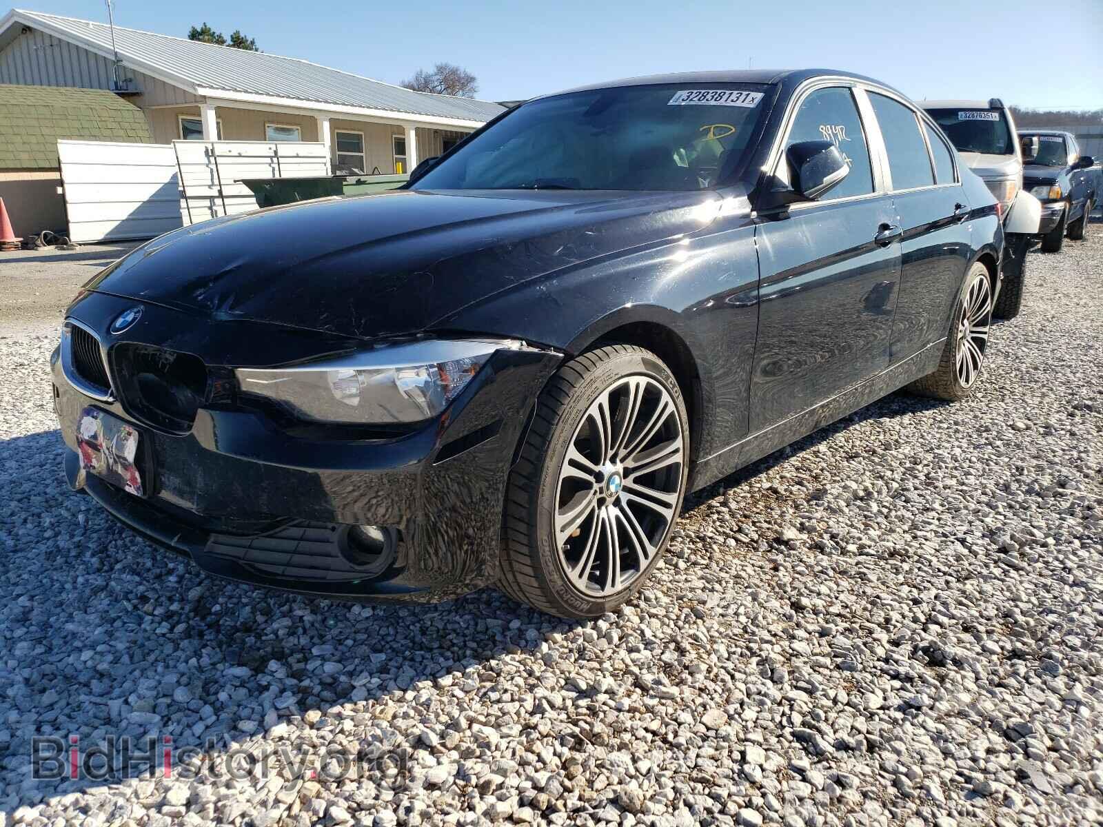 2014 BMW 3 SERIES - VIN: WBA3B1G50ENT00014 - Фото 2