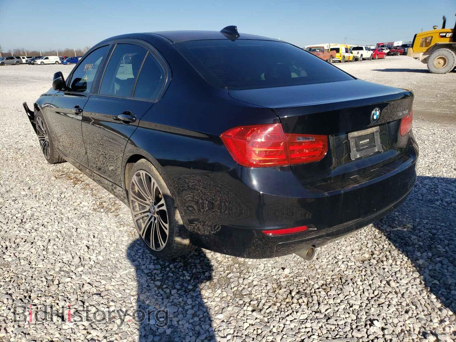 2014 BMW 3 SERIES - VIN: WBA3B1G50ENT00014 - Фото 3