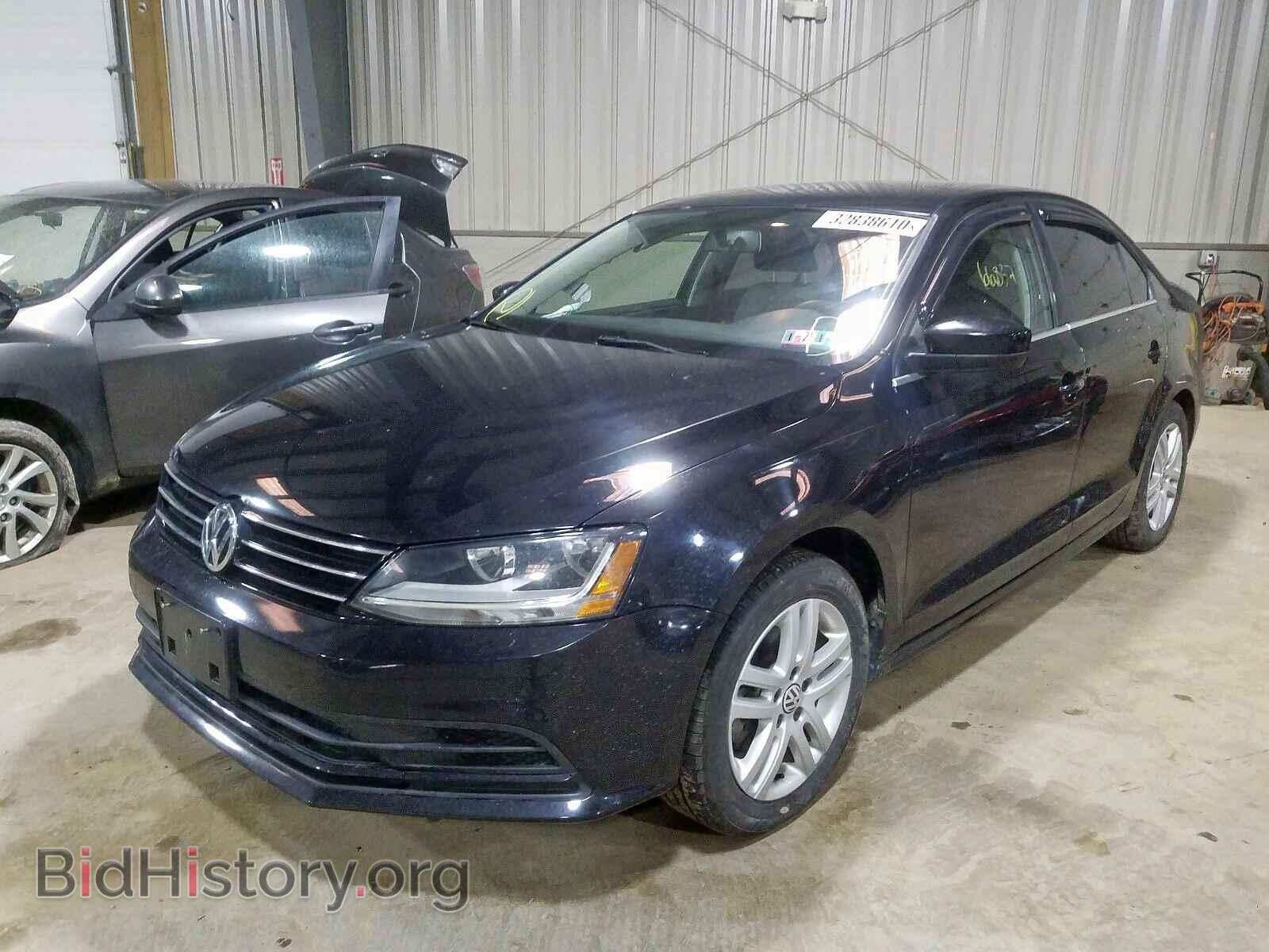 2017 VOLKSWAGEN JETTA - VIN: 3VW2B7AJ2HM204145 - Photo 2