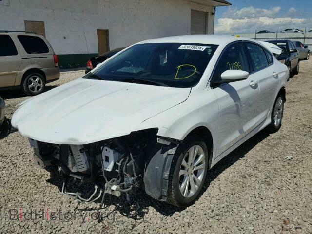 2015 CHRYSLER 200 - VIN: 1C3CCCAB0FN630669 - Photo 2