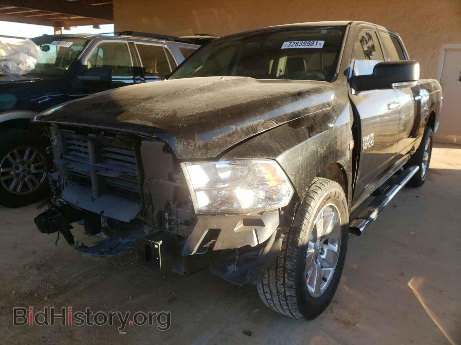 2017 RAM 1500 - VIN: 1C6RR6LT9HS723858 - Фото 2