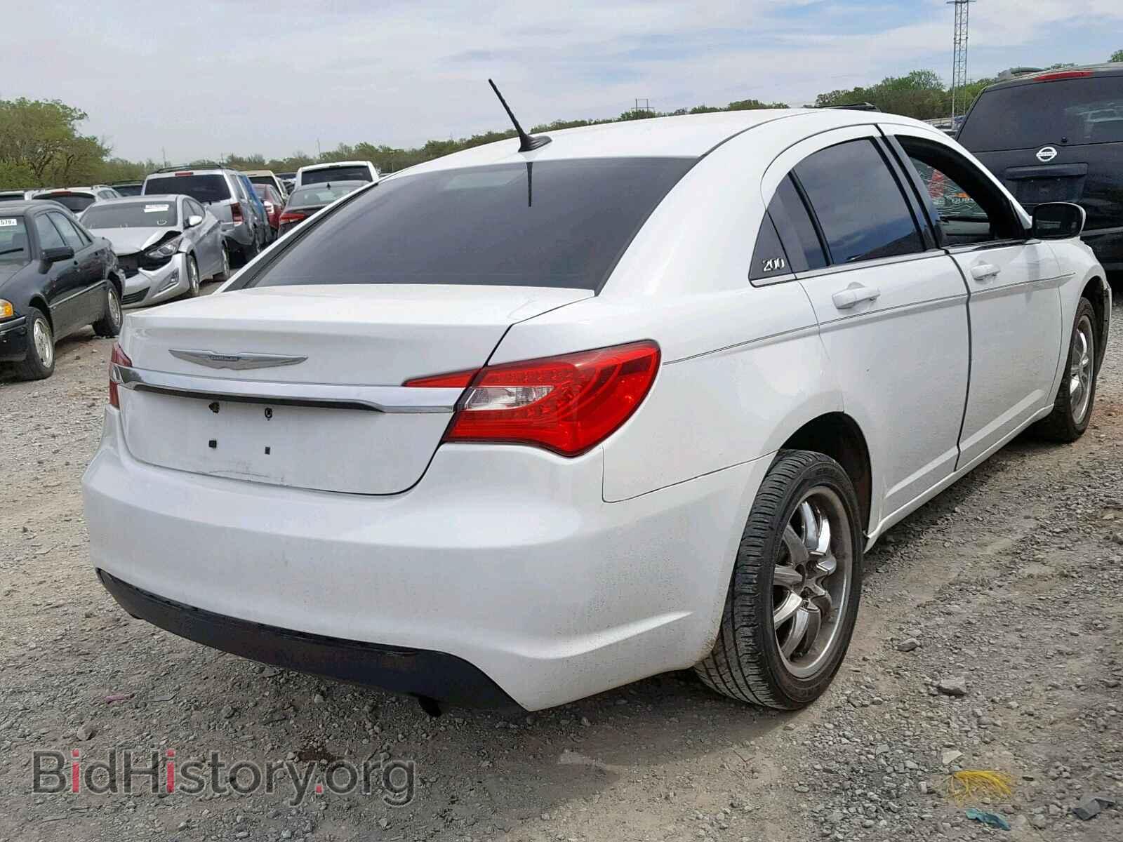 2012 CHRYSLER 200 - VIN: 1C3CCBAB8CN164057 - Фото 4