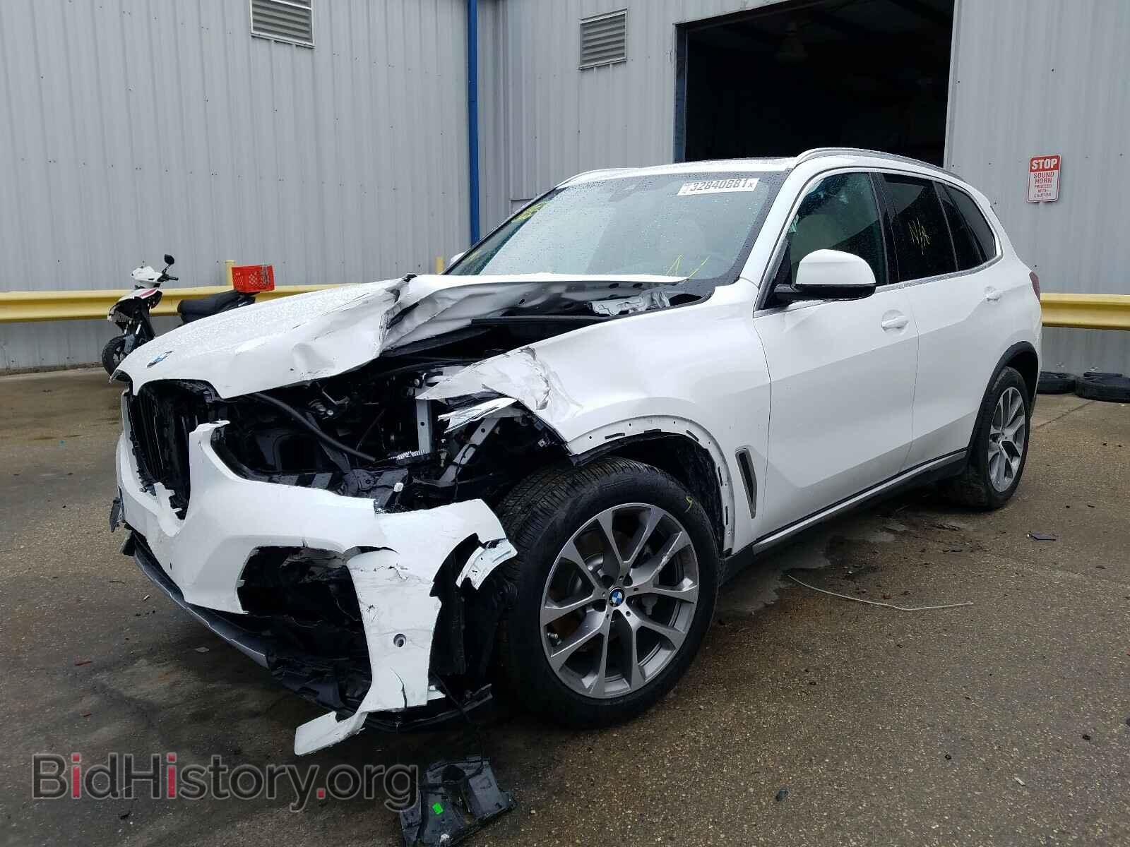 2020 BMW X5 - VIN: 5UXCR4C09L9C65748 - Фото 2