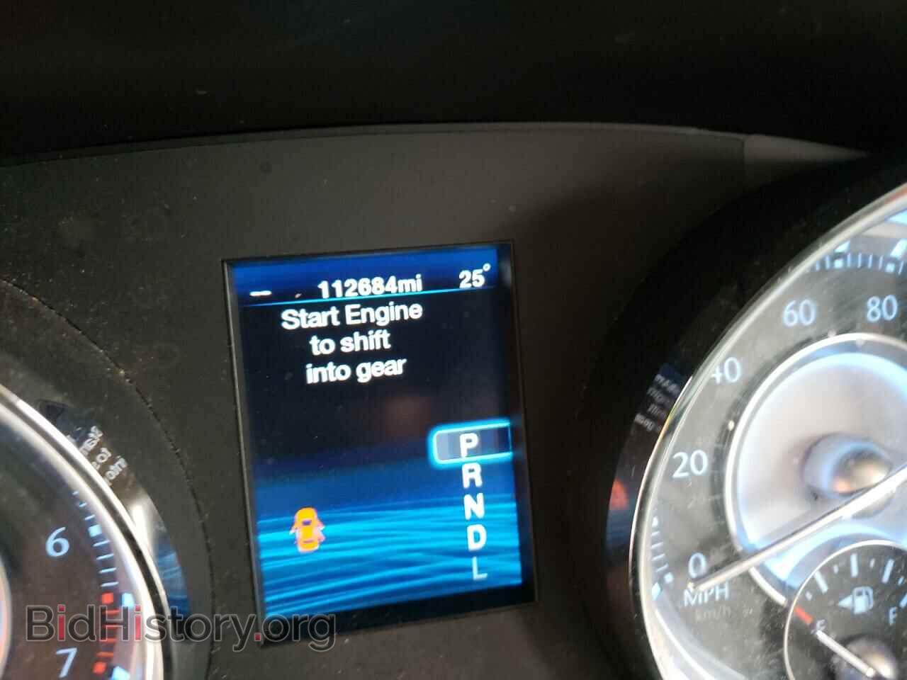 2012 CHRYSLER 300 - VIN: 2C3CCACG1CH307863 - Фото 8