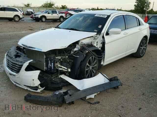 2011 CHRYSLER 200 - VIN: 1C3BC8FG5BN615527 - Фото 2