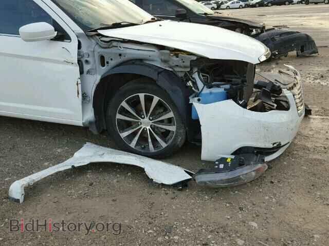 2011 CHRYSLER 200 - VIN: 1C3BC8FG5BN615527 - Фото 9