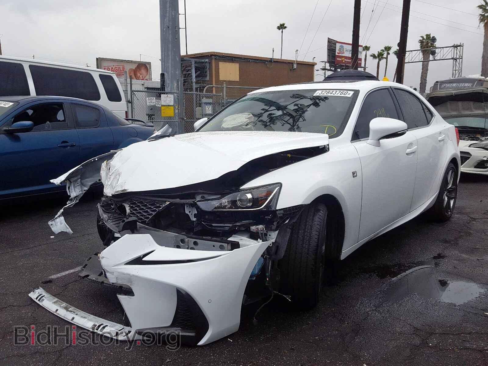 2019 LEXUS IS - VIN: JTHBA1D24K5093682 - Фото 2