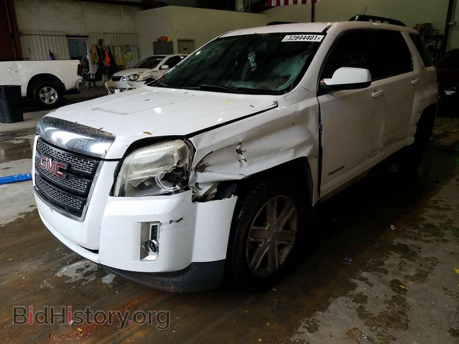 2011 GMC TERRAIN - VIN: 2CTALUEC2B6424350 - Photo 2