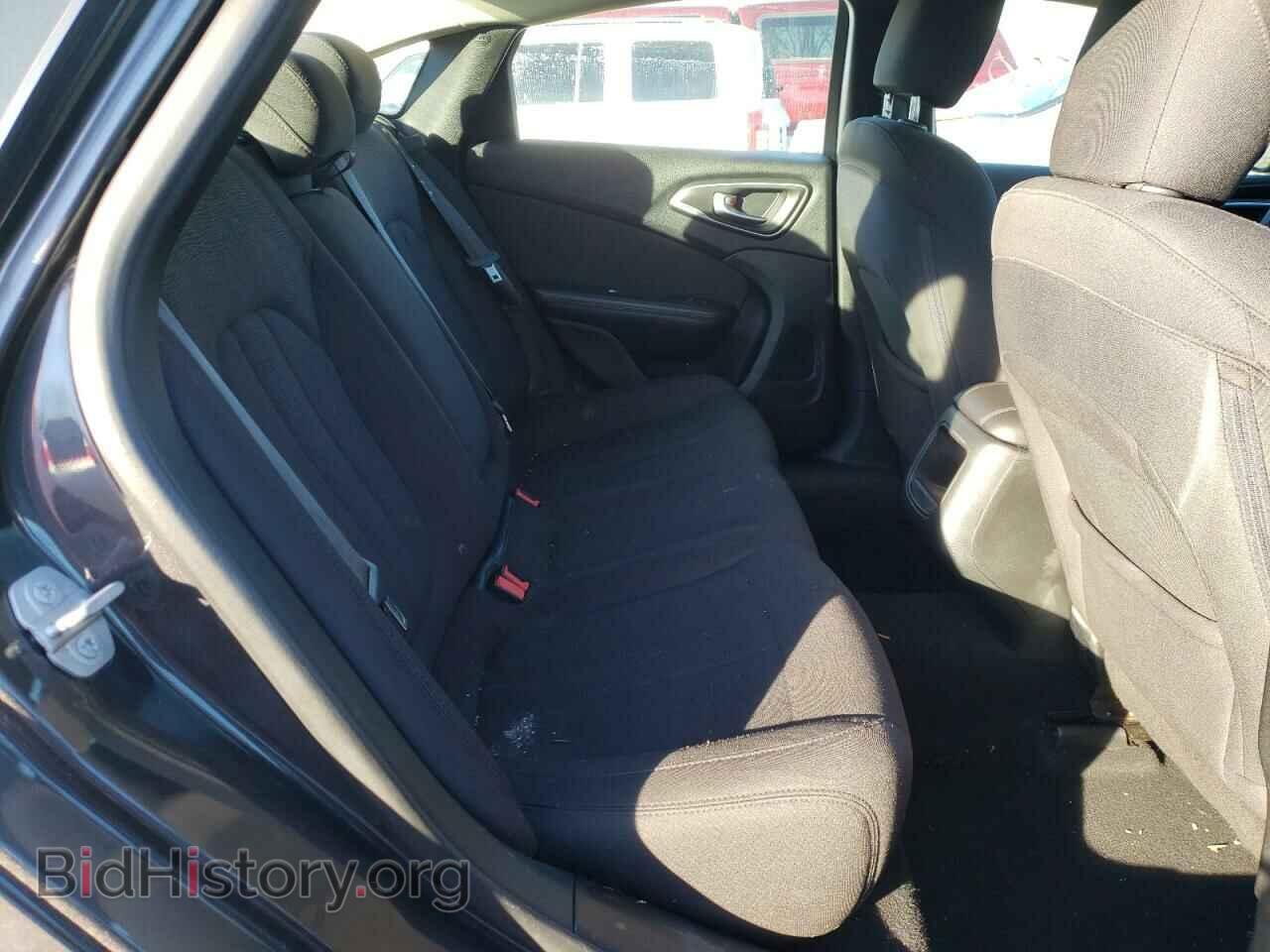 2015 CHRYSLER 200 - VIN: 1C3CCCABXFN579021 - Photo 6