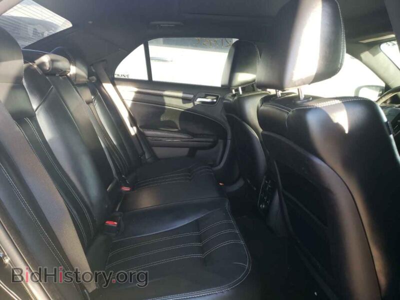 2012 Chrysler 300 (VIN 2C3CCABG3CH265522) — фото 6 из 10
