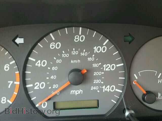 2000 MAZDA 626 - VIN: 1YVGF22C4Y5140965 - Фото 8
