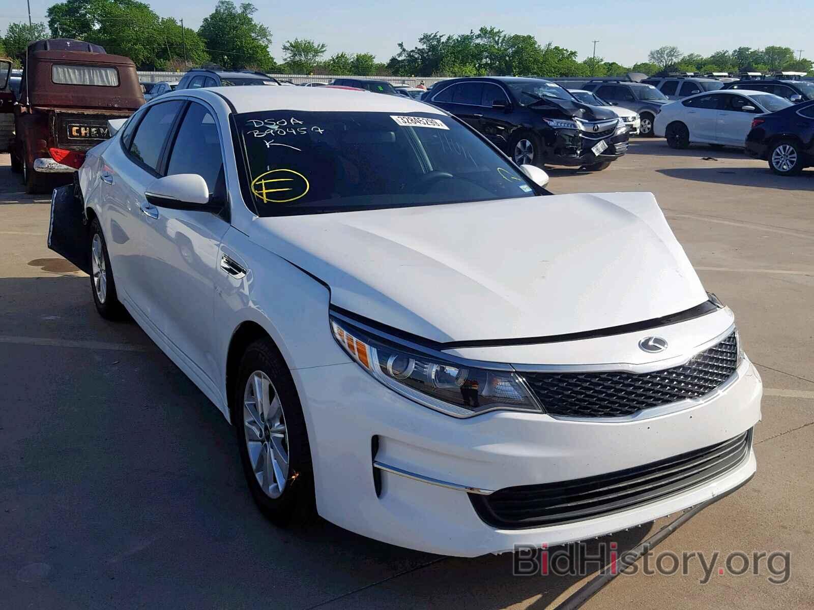 Photo 5XXGT4L30JG209273 - KIA OPTIMA LX 2018