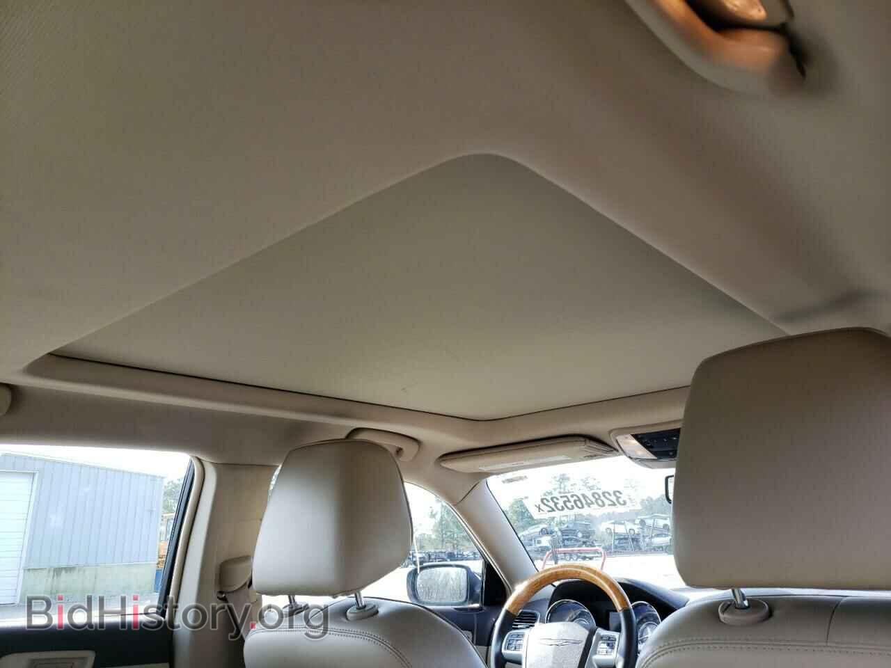 2014 CHRYSLER 300 - VIN: 2C3CCAET0EH166653 - Фото 9