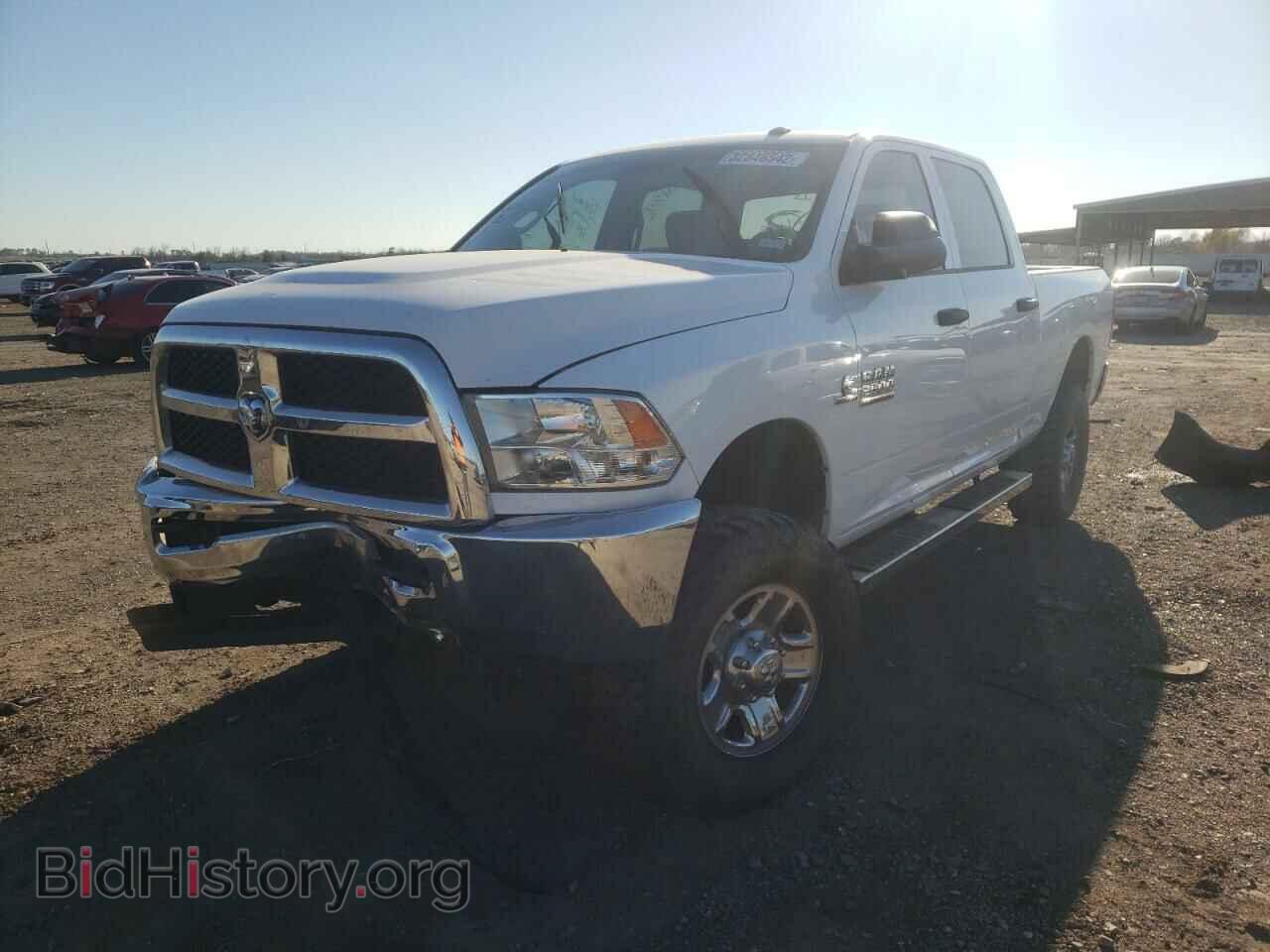 2017 RAM 2500 - VIN: 3C6UR5CL9HG589932 - Фото 2