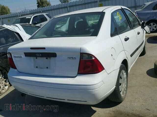 2005 FORD FOCUS - VIN: 1FAFP34N25W101922 - Фото 4