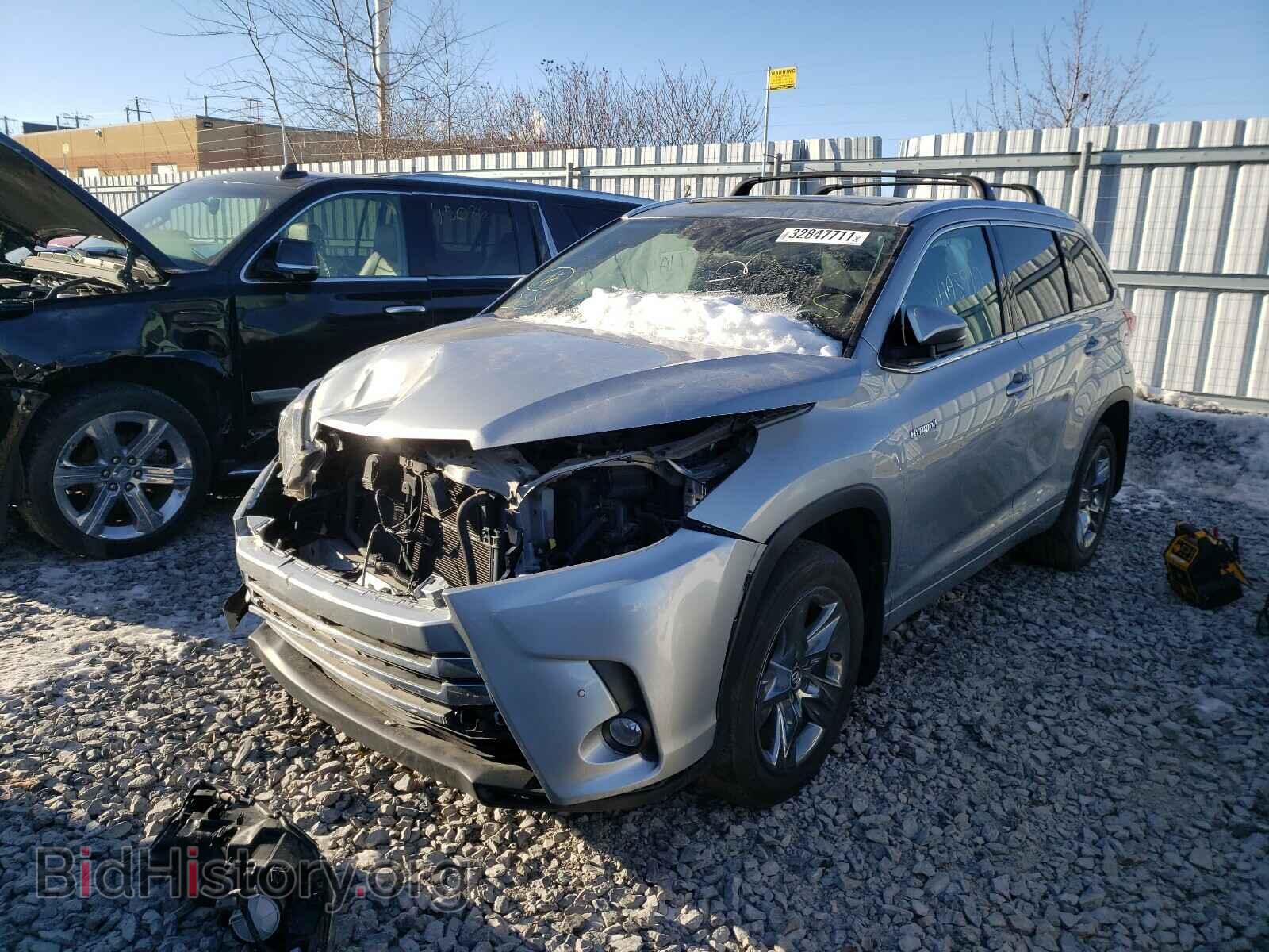 2017 TOYOTA HIGHLANDER - VIN: 5TDDGRFH2HS035730 - Фото 2
