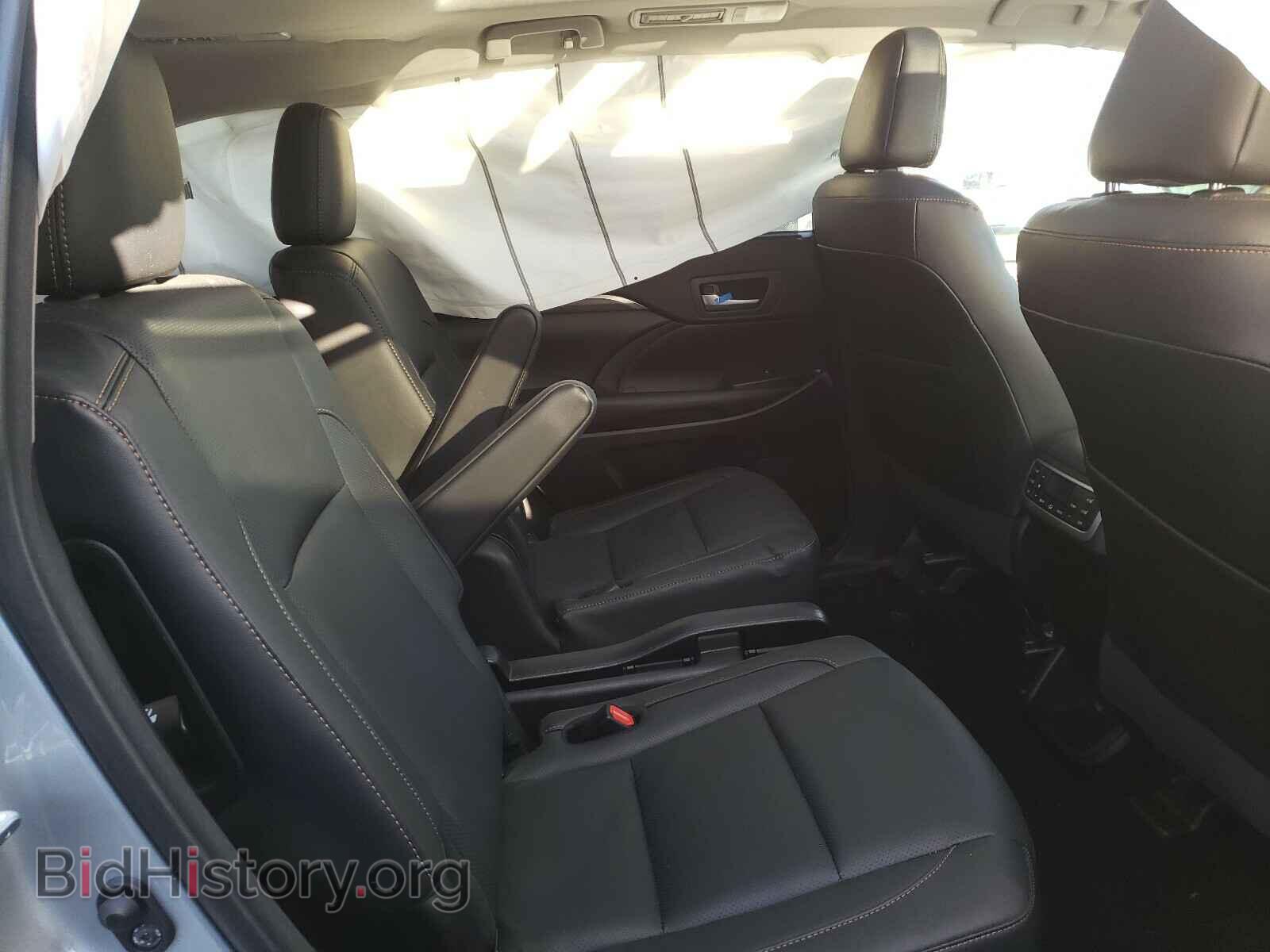 2017 TOYOTA HIGHLANDER - VIN: 5TDDGRFH2HS035730 - Фото 6
