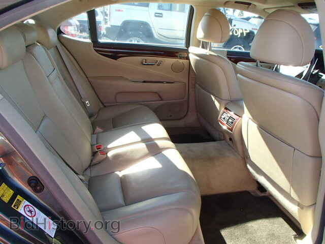 2008 LEXUS LS600 - VIN: JTHDU46FX85000206 - Photo 6