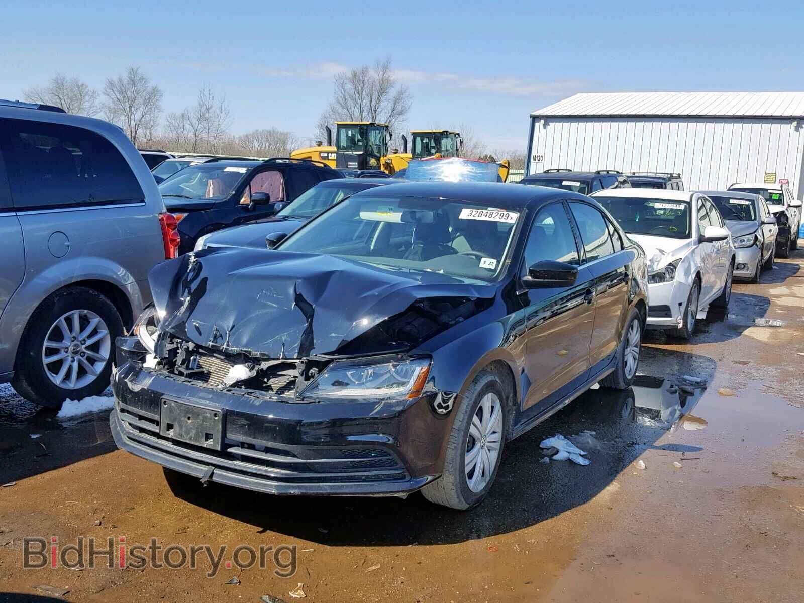 2017 VOLKSWAGEN JETTA - VIN: 3VW2B7AJ7HM328637 - Photo 2
