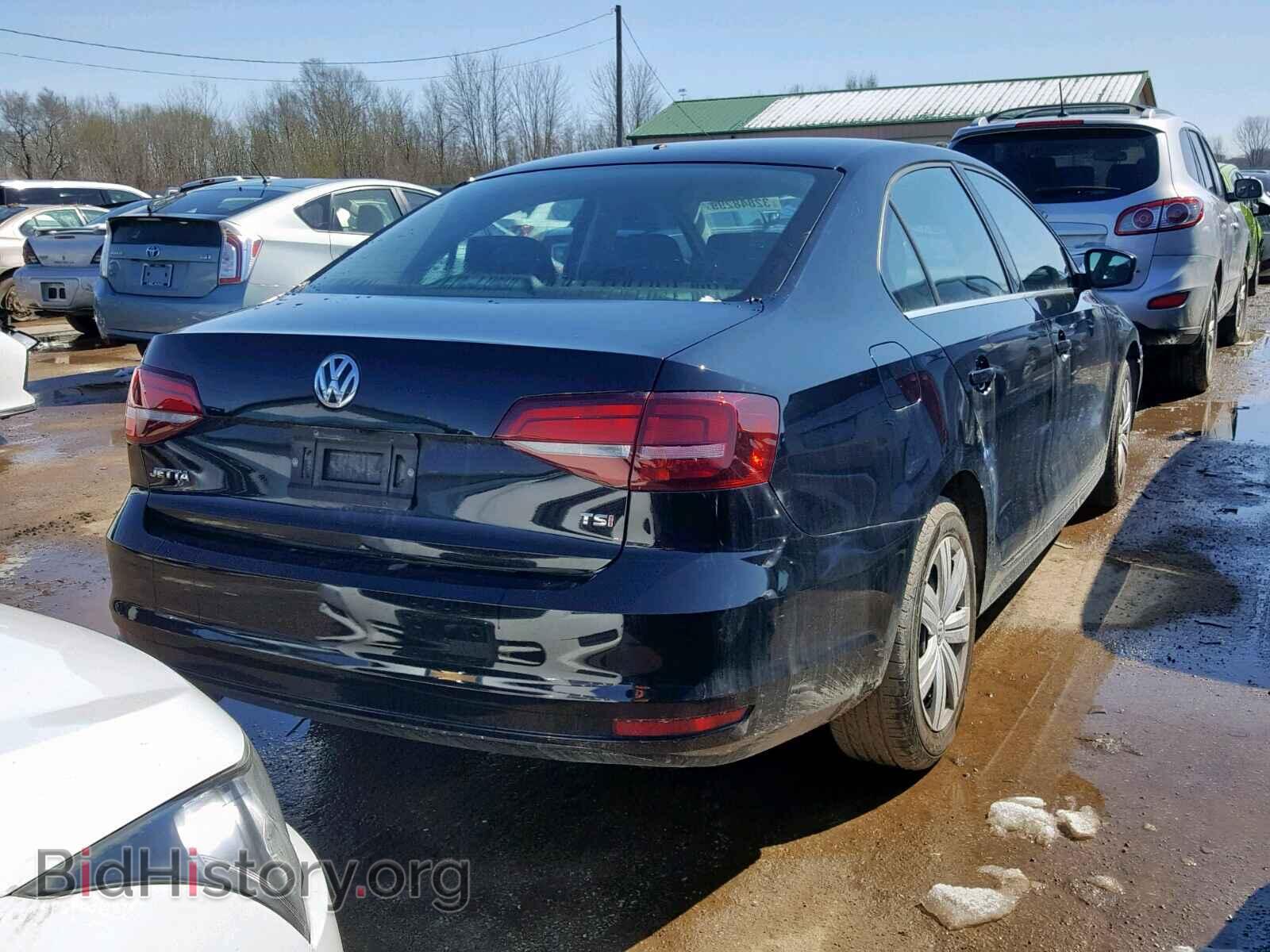 2017 VOLKSWAGEN JETTA - VIN: 3VW2B7AJ7HM328637 - Photo 4
