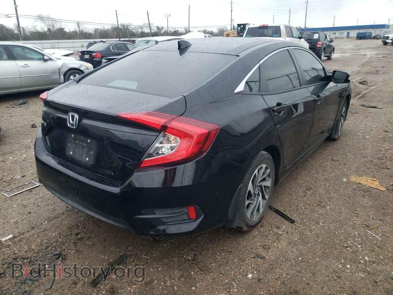 2018 HONDA CIVIC - VIN: 19XFC2F70JE011347 - Фото 4