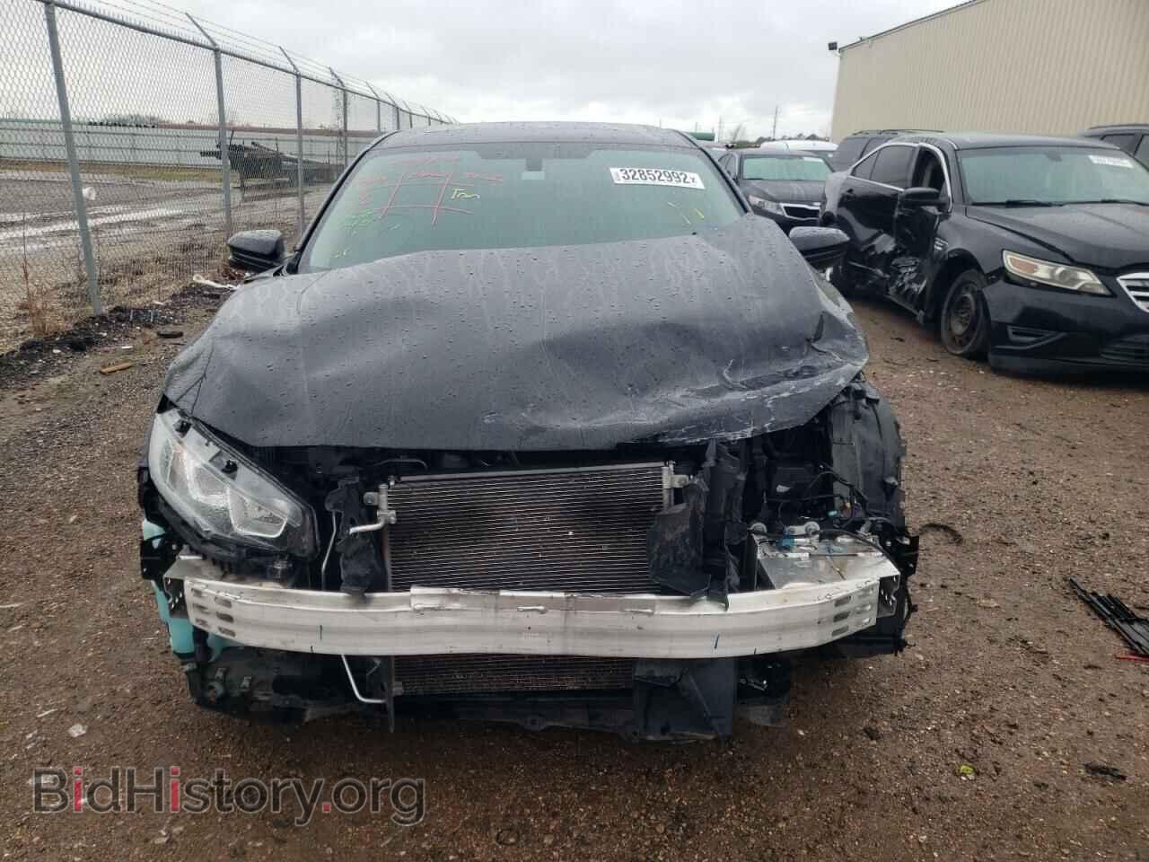2018 HONDA CIVIC - VIN: 19XFC2F70JE011347 - Фото 9