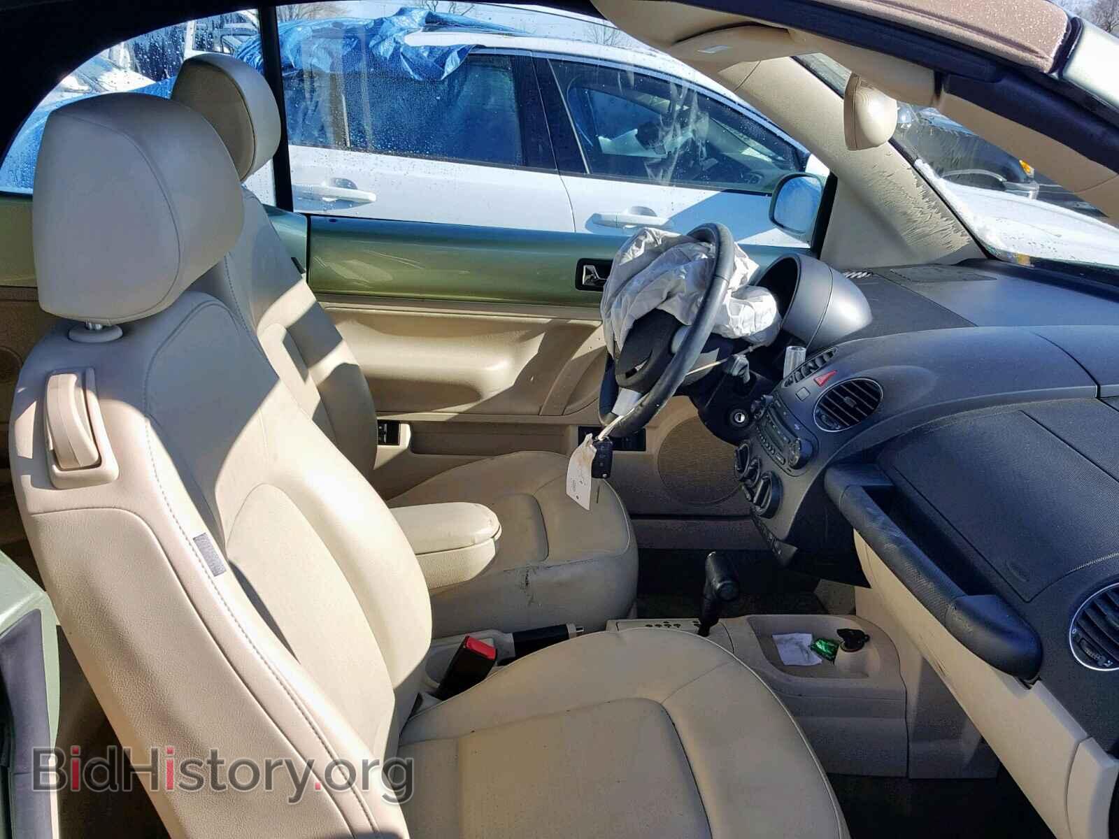2008 VOLKSWAGEN BEETLE - VIN: 3VWRF31Y08M411321 - Фото 5