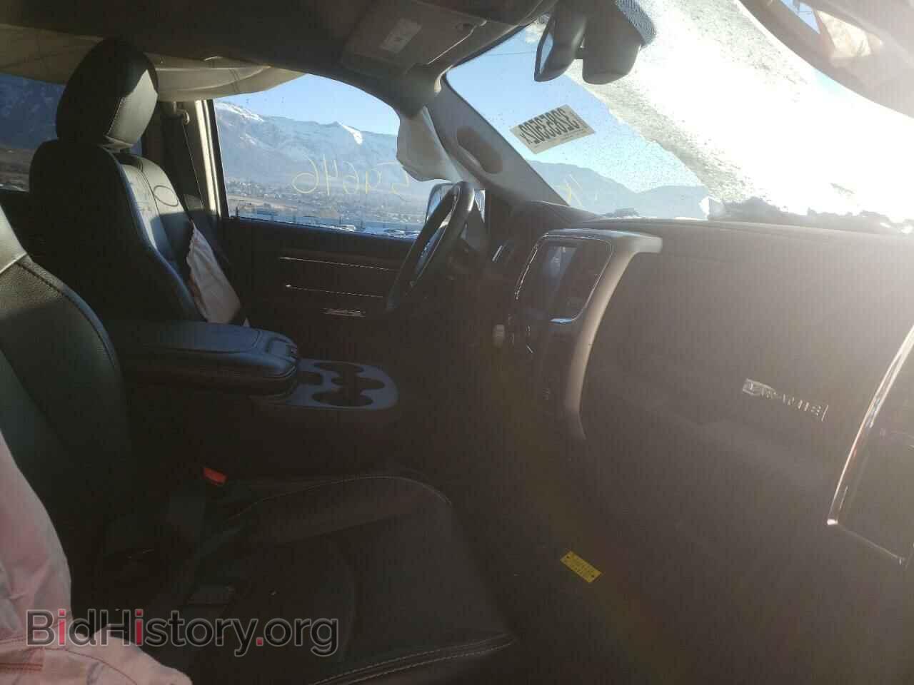 2016 RAM 1500 - VIN: 1C6RR7VM4GS379740 - Фото 5