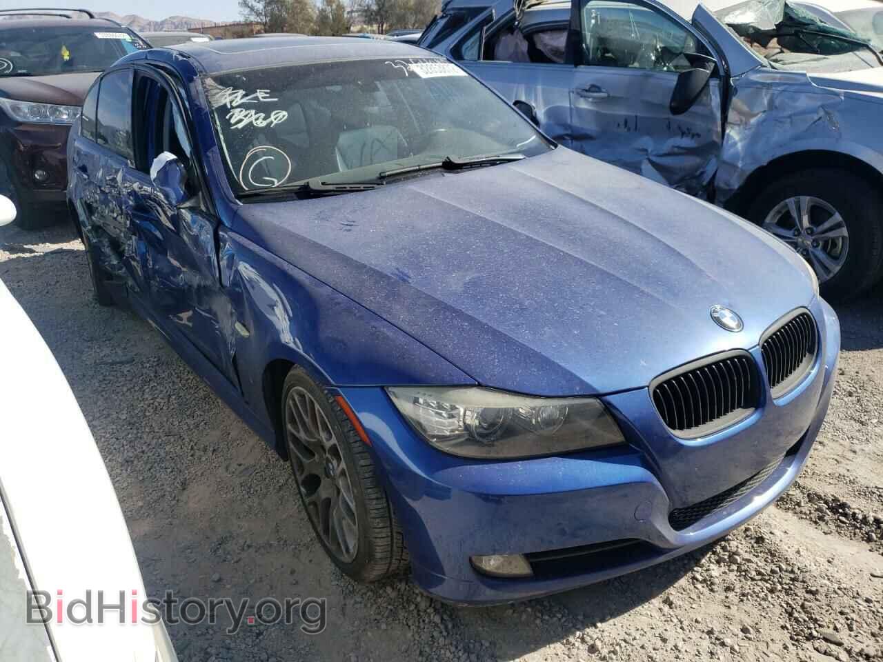 Фотография WBAPH77509NM28004 - BMW 3 SERIES 2009