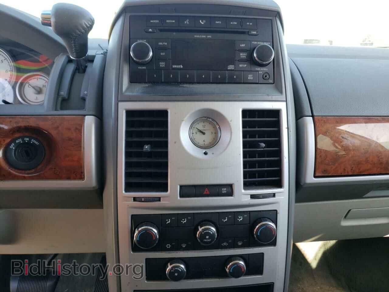 2009 CHRYSLER MINIVAN - VIN: 2A8HR541X9R547460 - Фото 9
