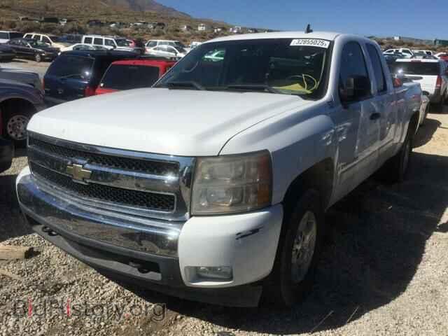 2007 CHEVROLET SILVERADO - VIN: 2GCEC19CX71726656 - Фото 2