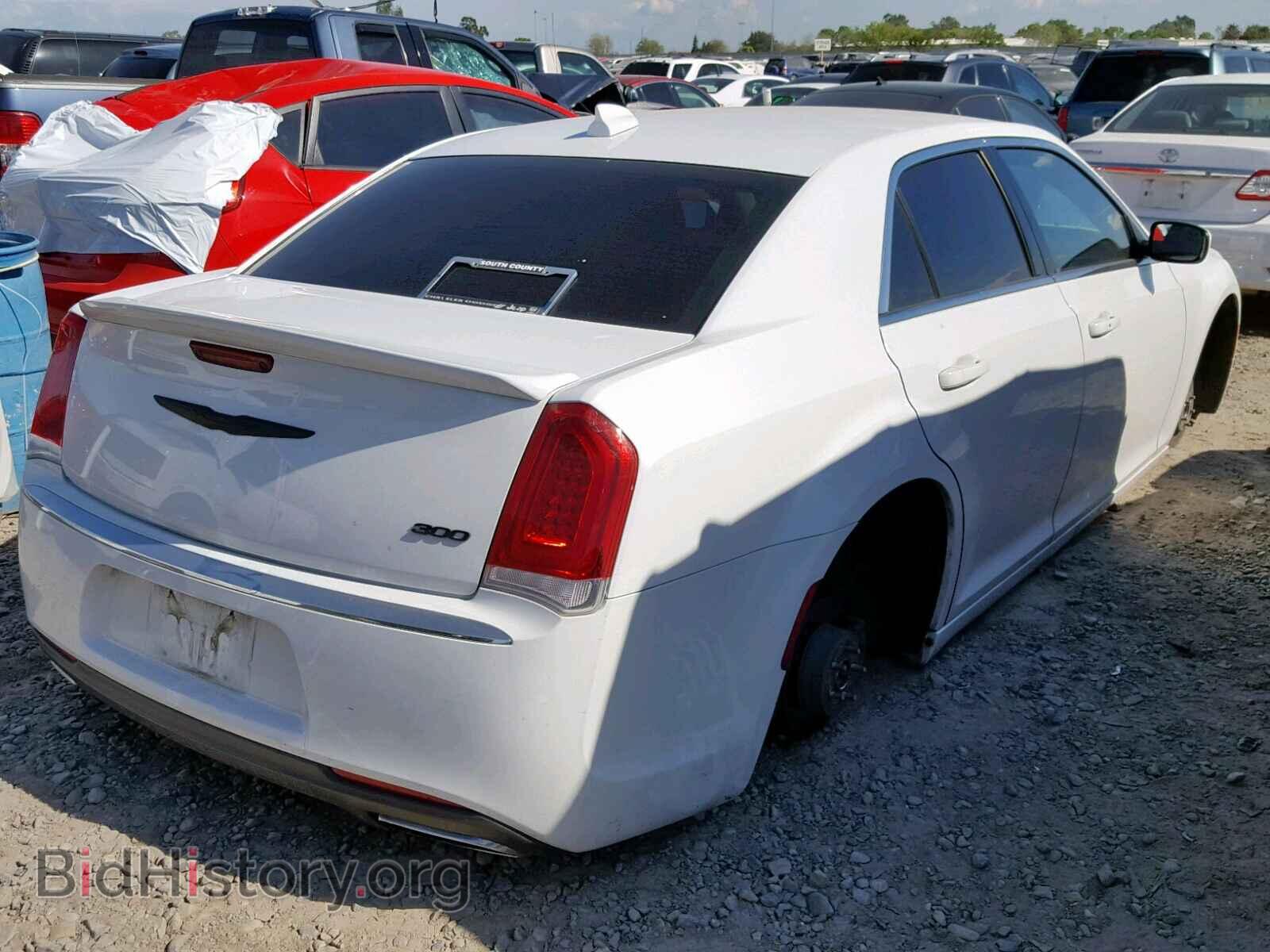 2015 CHRYSLER 300 - VIN: 2C3CCAAG2FH864210 - Фото 4
