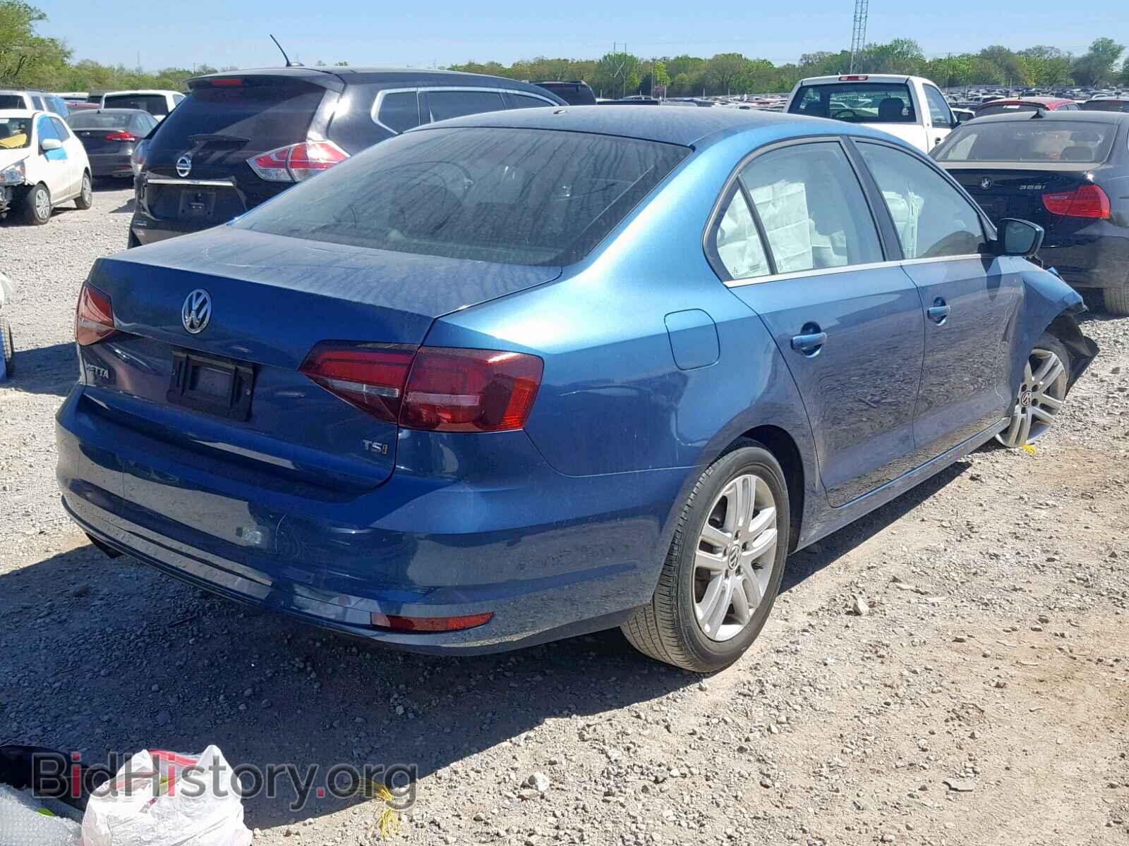2017 VOLKSWAGEN JETTA - VIN: 3VW2B7AJ7HM255155 - Фото 4