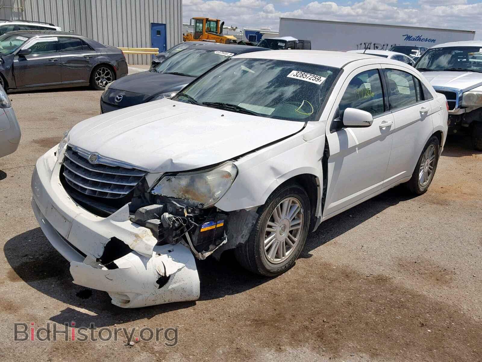 2009 CHRYSLER SEBRING - VIN: 1C3LC56B79N537401 - Фото 2