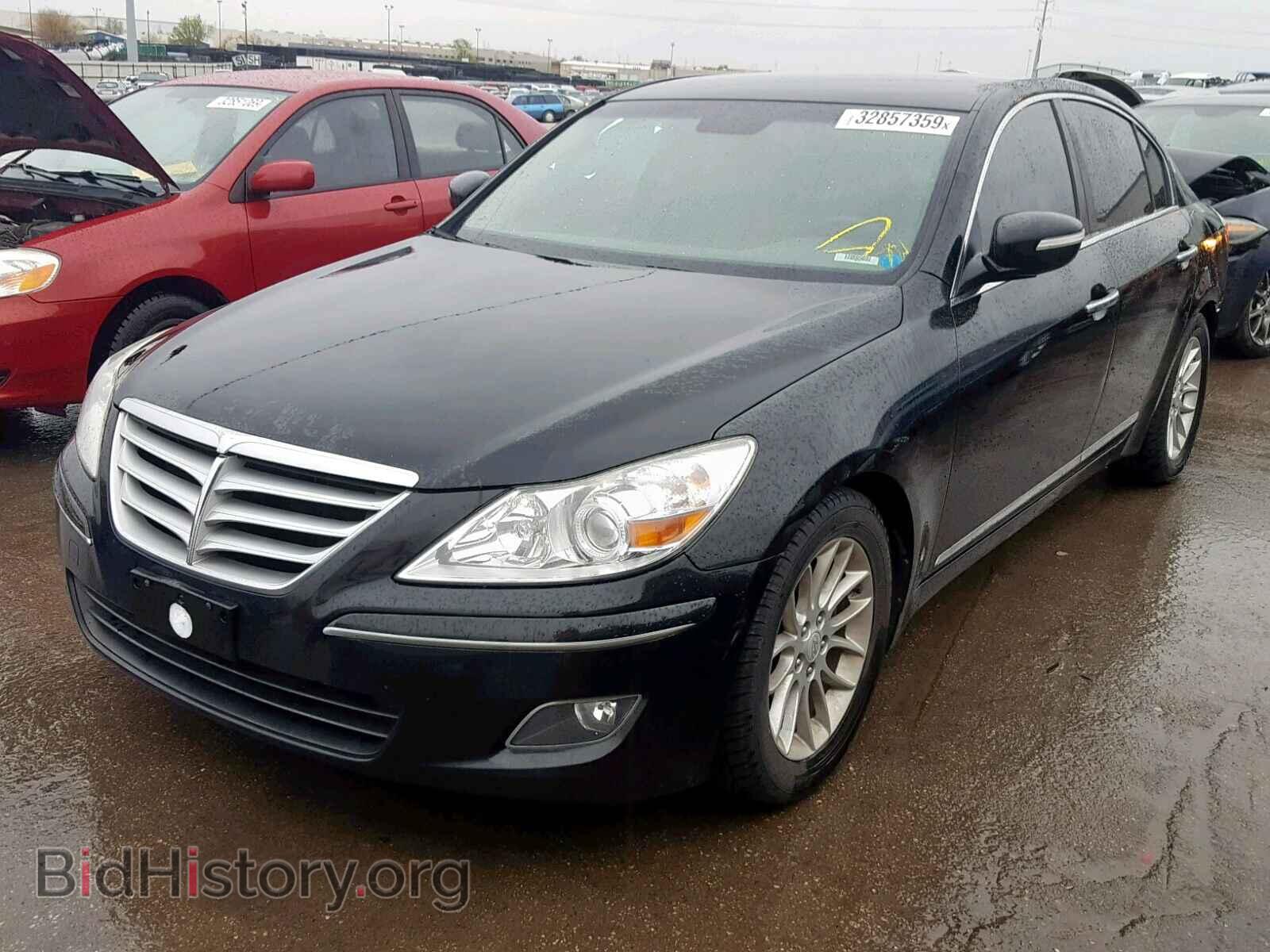 2011 HYUNDAI GENESIS - VIN: KMHGC4DE4BU113458 - Фото 2