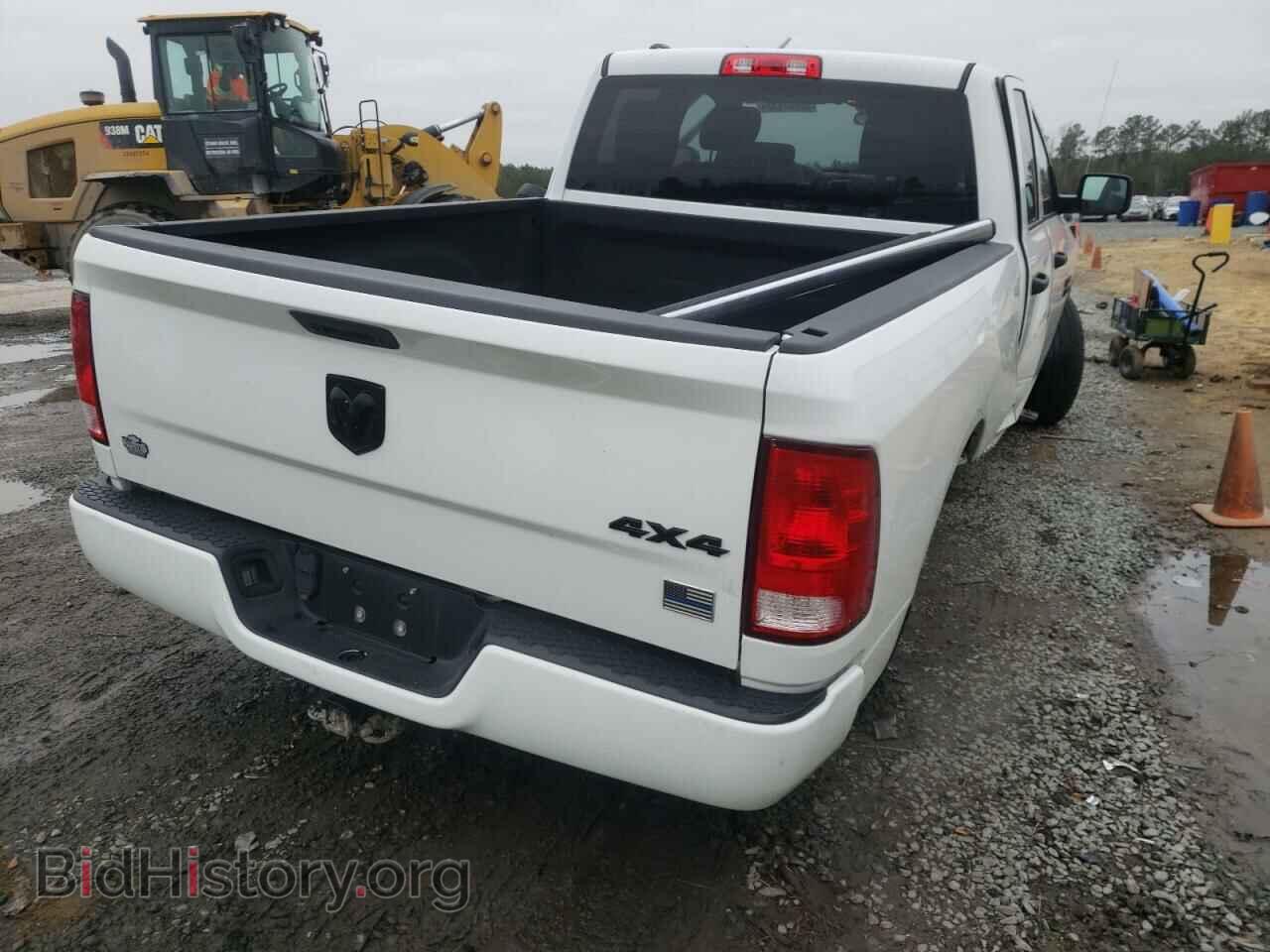 2018 RAM 1500 - VIN: 1C6RR7FG5JS205420 - Фото 4