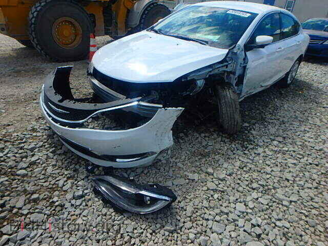 2015 CHRYSLER 200 - VIN: 1C3CCCAB2FN635758 - Photo 2