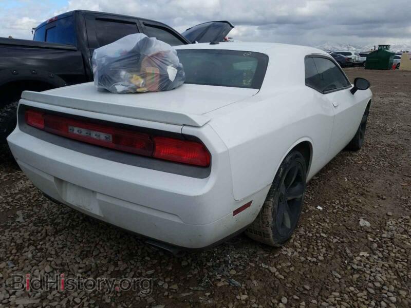 2013 Dodge CHALLENGER (VIN 2C3CDYAGXDH620016) — photo 4 of 10