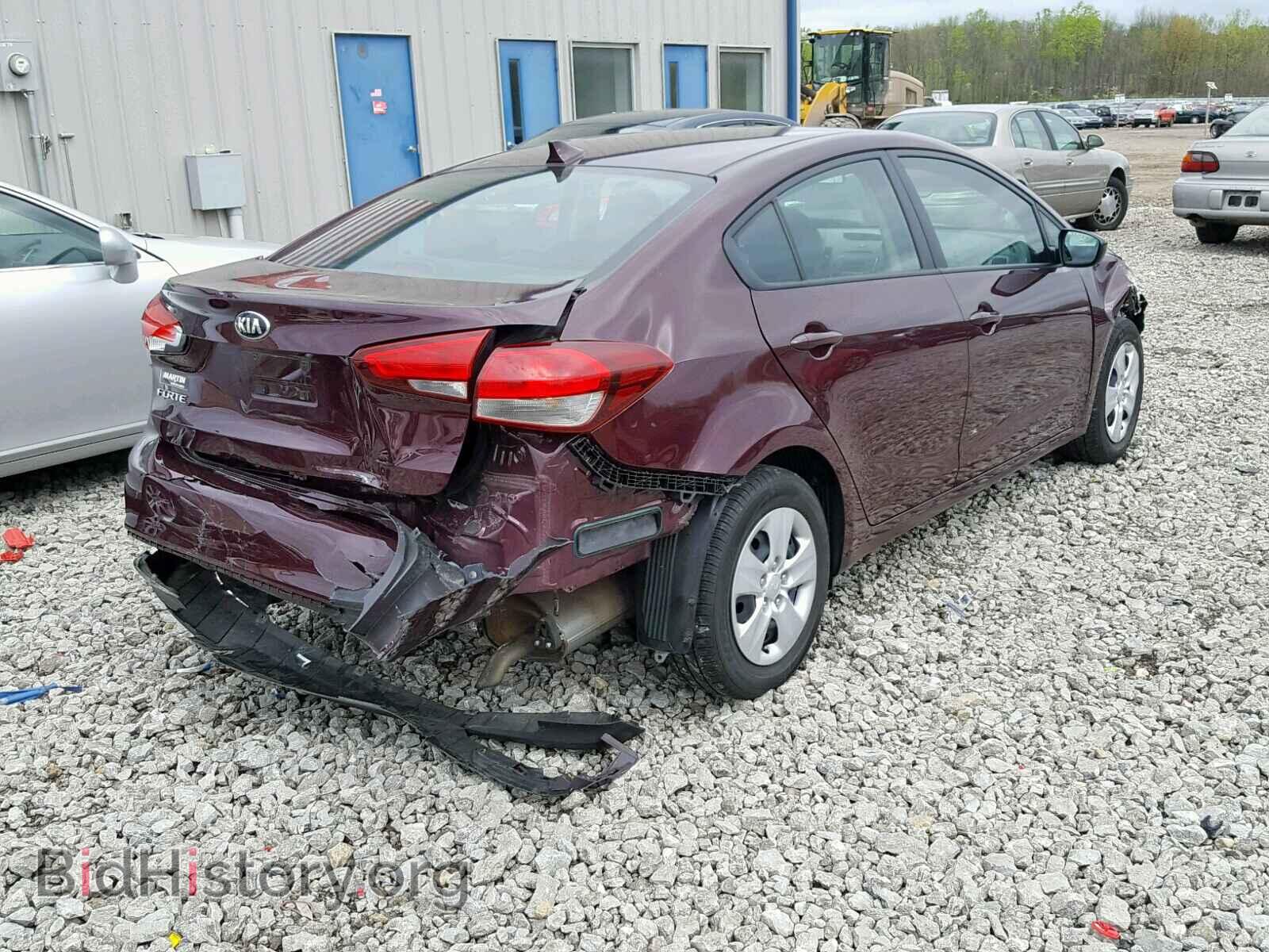 2017 KIA FORTE LX - VIN: 3KPFK4A73HE138643 - Фото 4