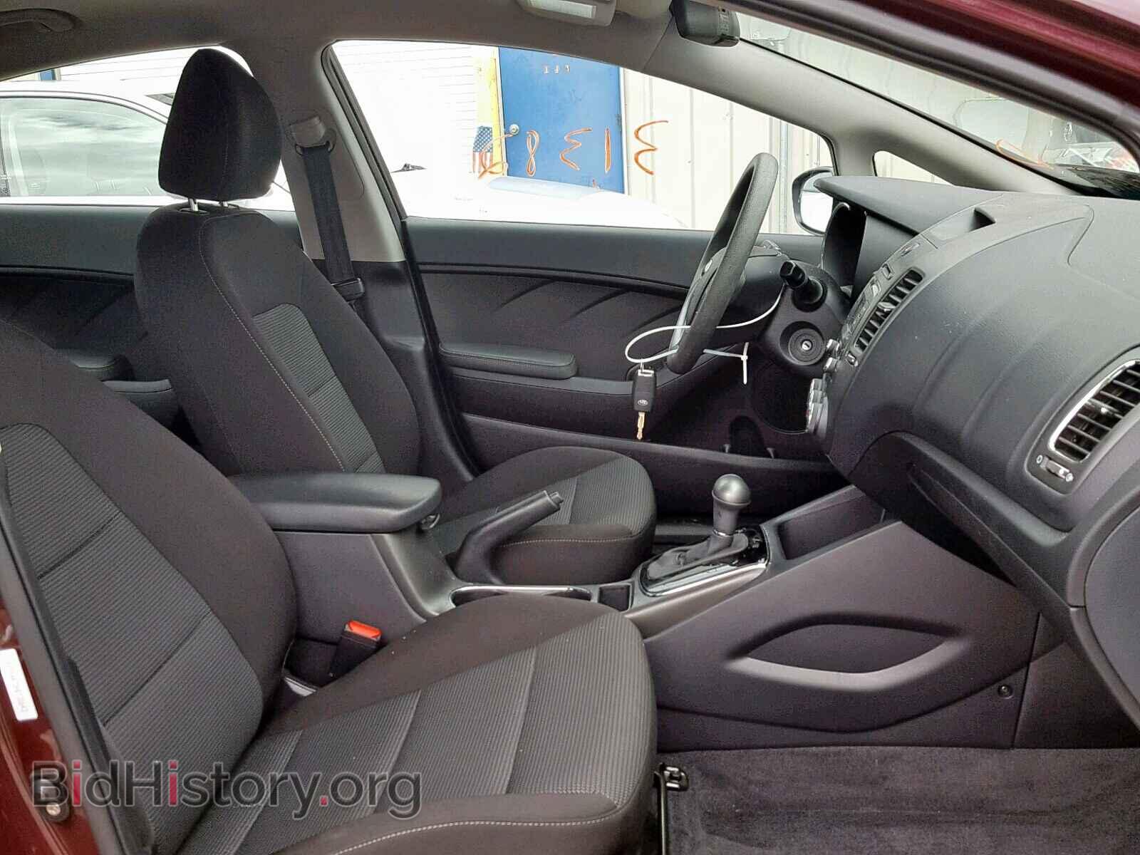 2017 KIA FORTE LX - VIN: 3KPFK4A73HE138643 - Фото 5