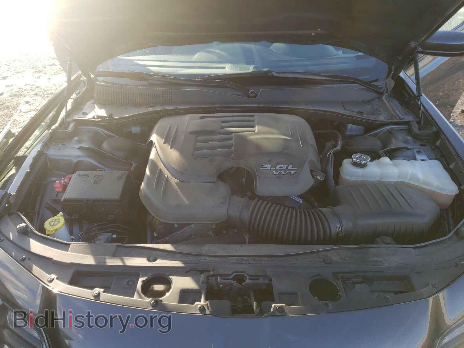 2019 CHRYSLER 300 - VIN: 2C3CCAGG9KH586388 - Фото 7