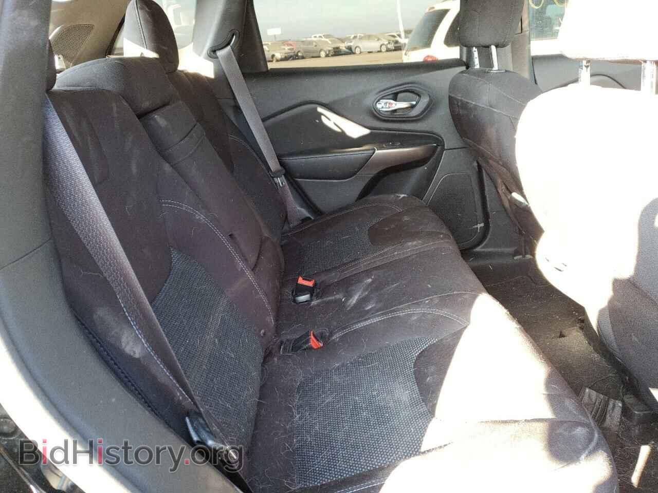 2019 JEEP CHEROKEE - VIN: 1C4PJMCB8KD351945 - Фото 6