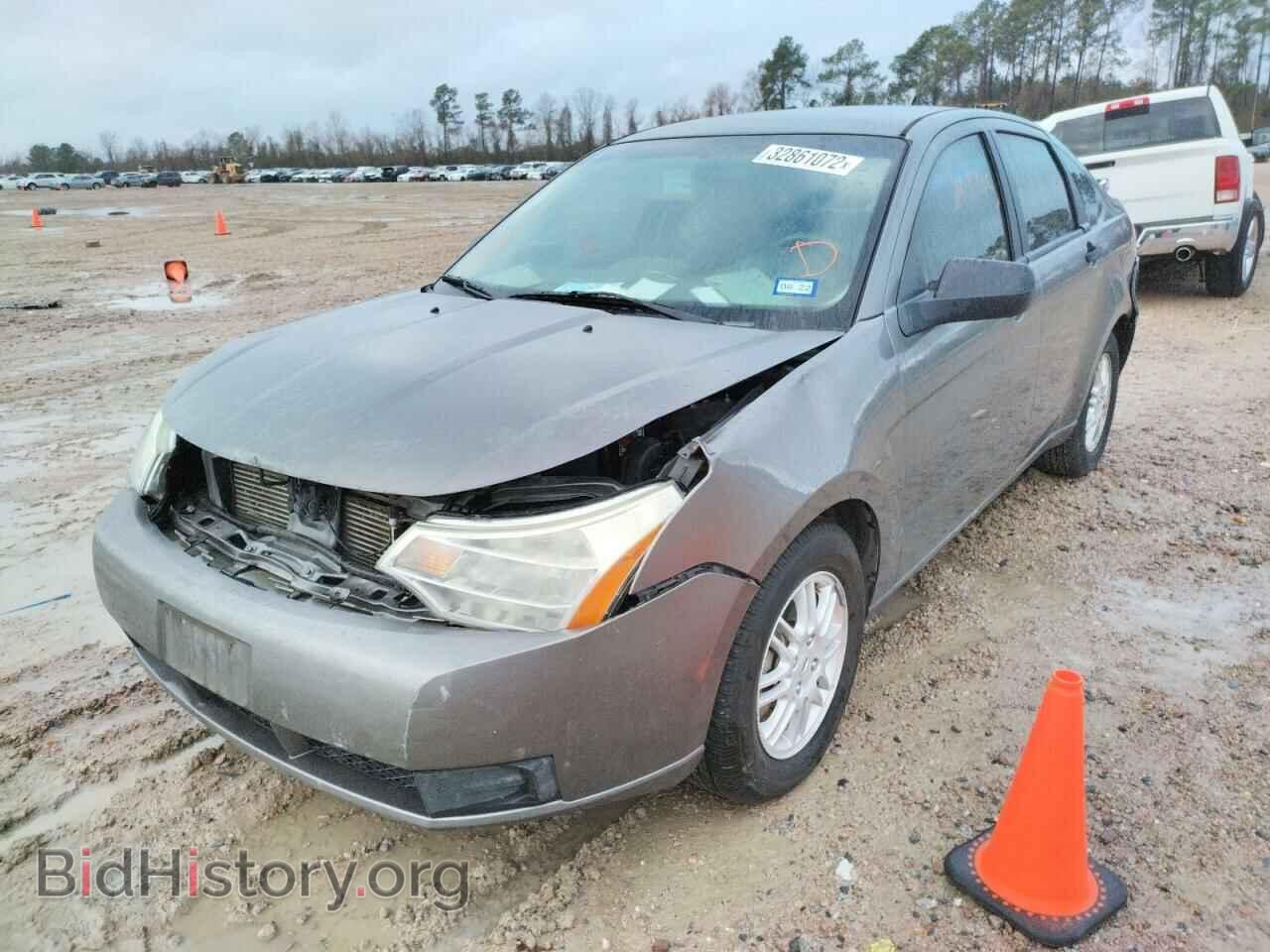 2011 FORD FOCUS - VIN: 1FAHP3FNXBW164820 - Фото 2