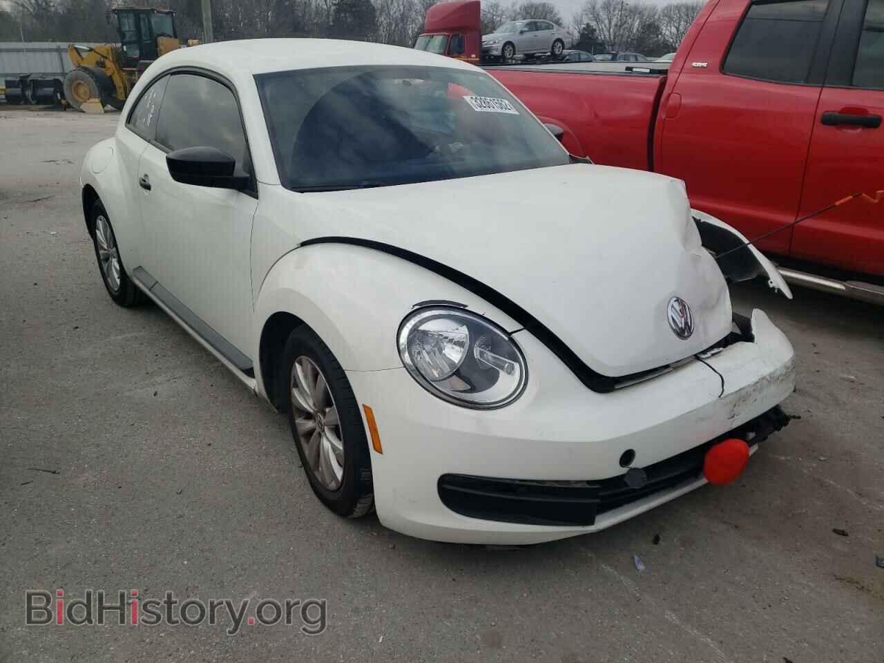 Фотография 3VWFP7AT3DM613222 - VOLKSWAGEN BEETLE 2013